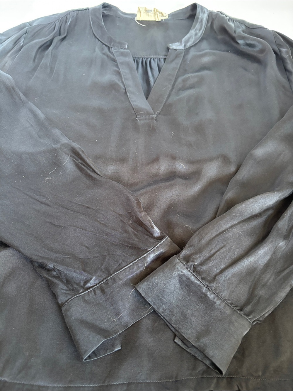 Nation LTE LA black v-neck long sleeve blouse viscose and rayon side slit - Picture 16 of 16